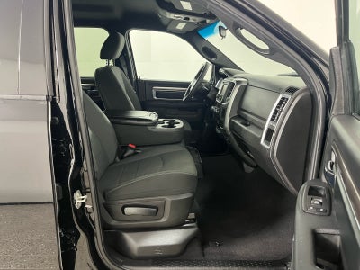 2024 RAM 1500 Classic Warlock Crew Cab 4x2 5'7' Box