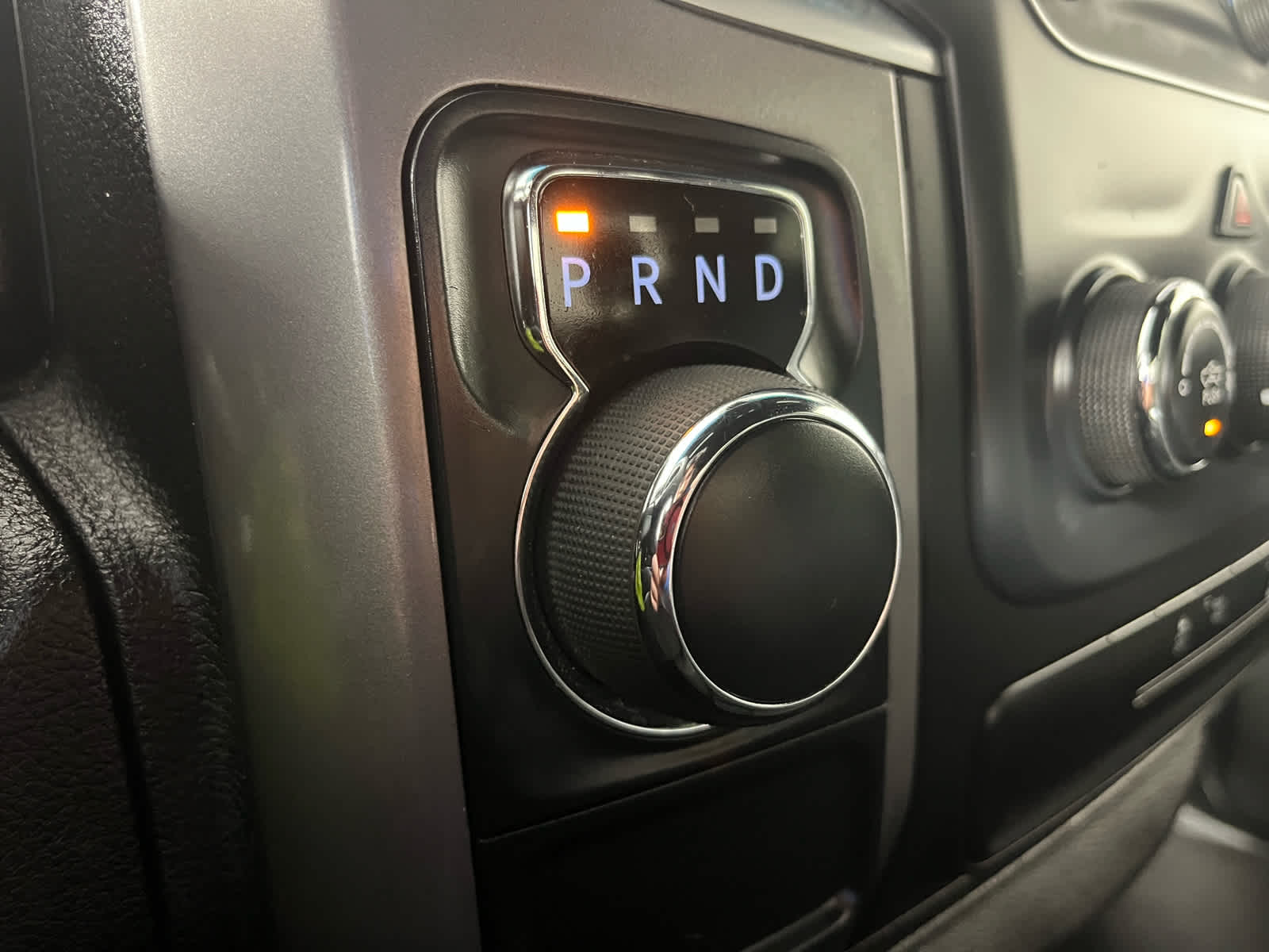 2024 RAM 1500 Classic Warlock Crew Cab 4x2 5'7' Box