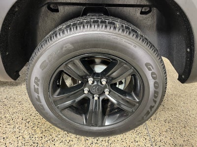 2024 RAM 1500 Classic Warlock Crew Cab 4x2 5'7' Box