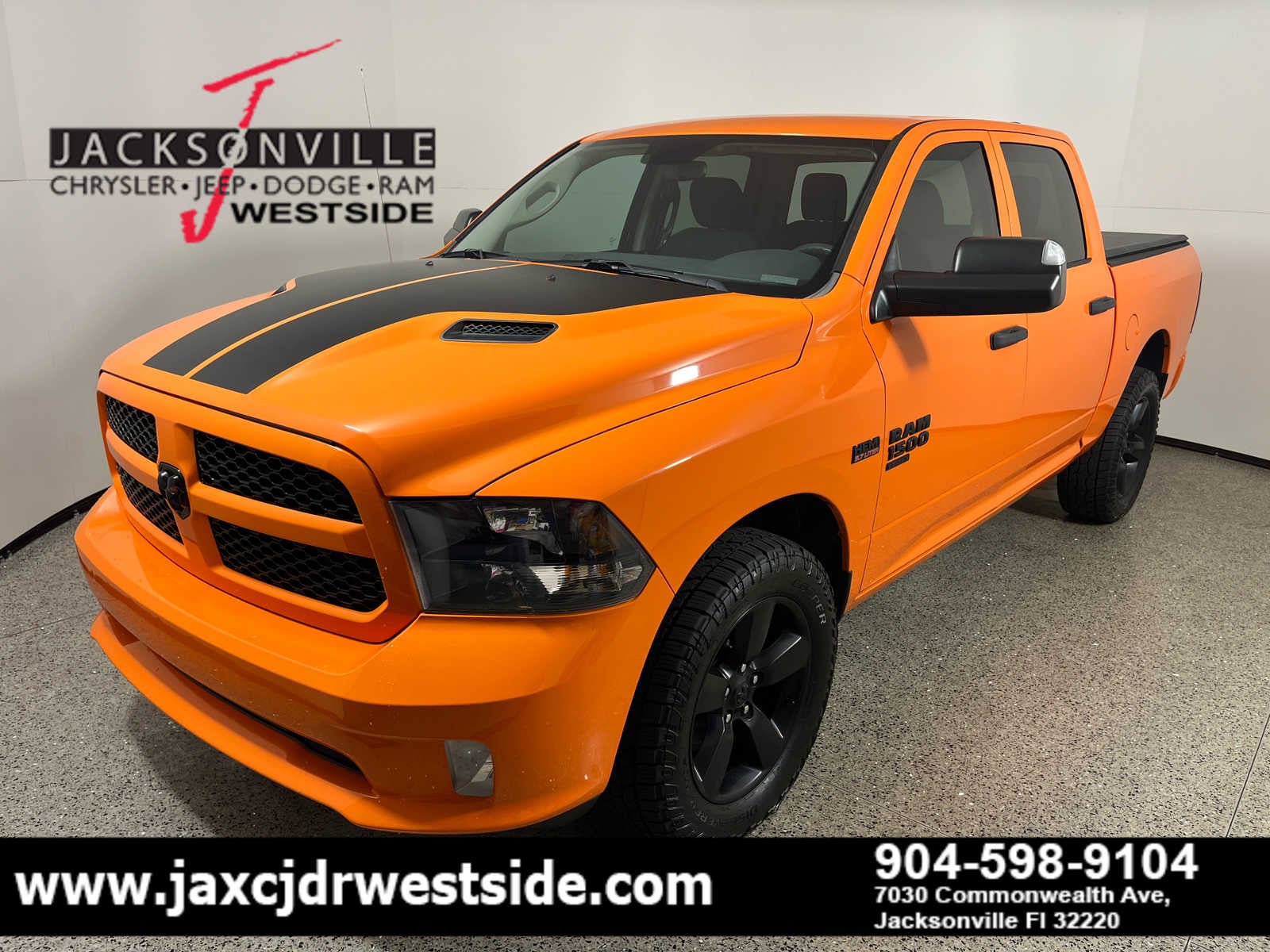 2019 RAM 1500 Classic Express Crew Cab 4x4 5'7' Box