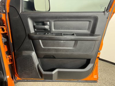 2019 RAM 1500 Classic Express Crew Cab 4x4 5'7' Box