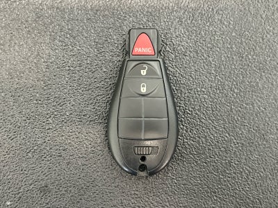 2019 RAM 1500 Classic Express Crew Cab 4x4 5'7' Box