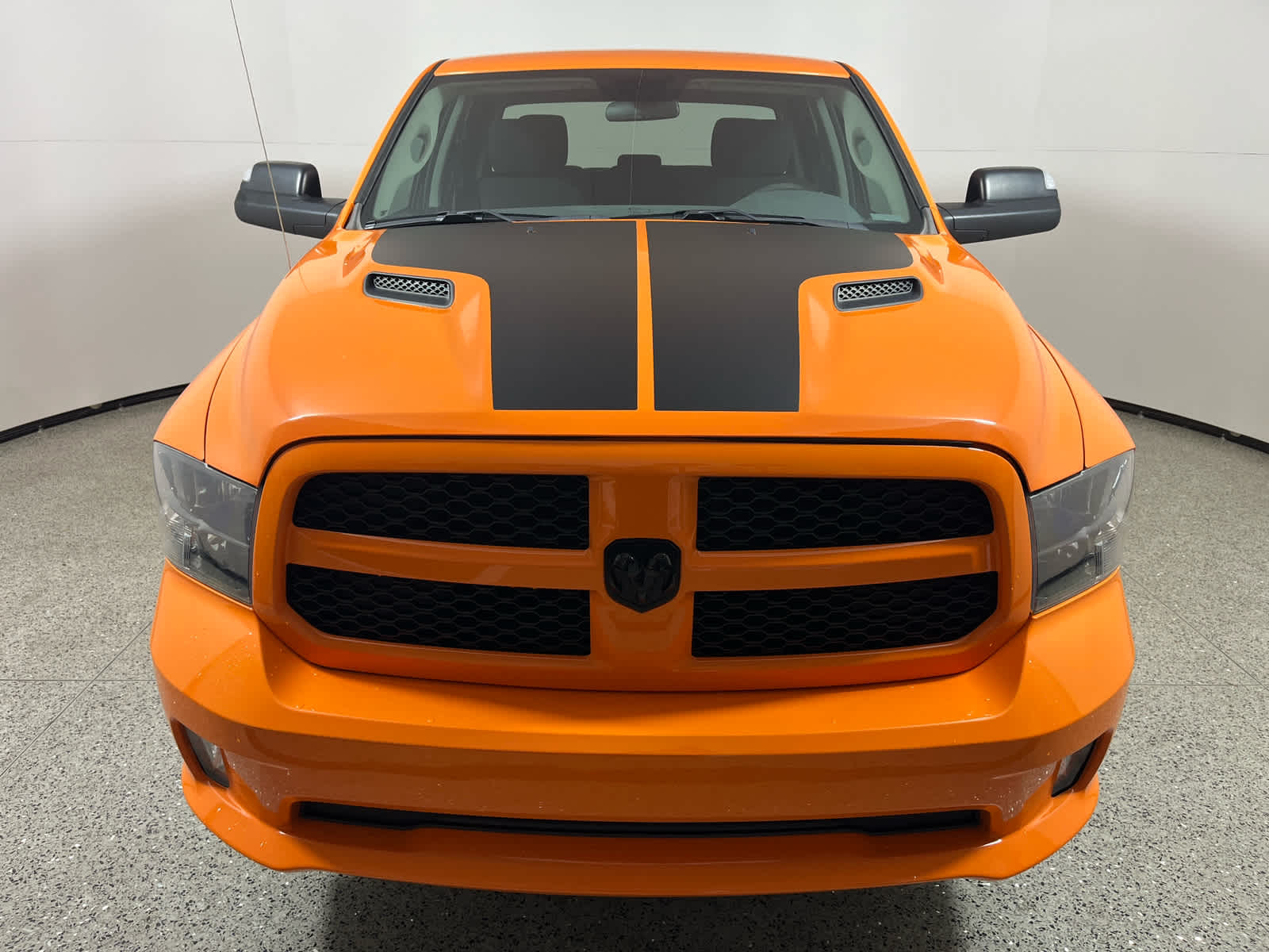 2019 RAM 1500 Classic Express Crew Cab 4x4 5'7' Box