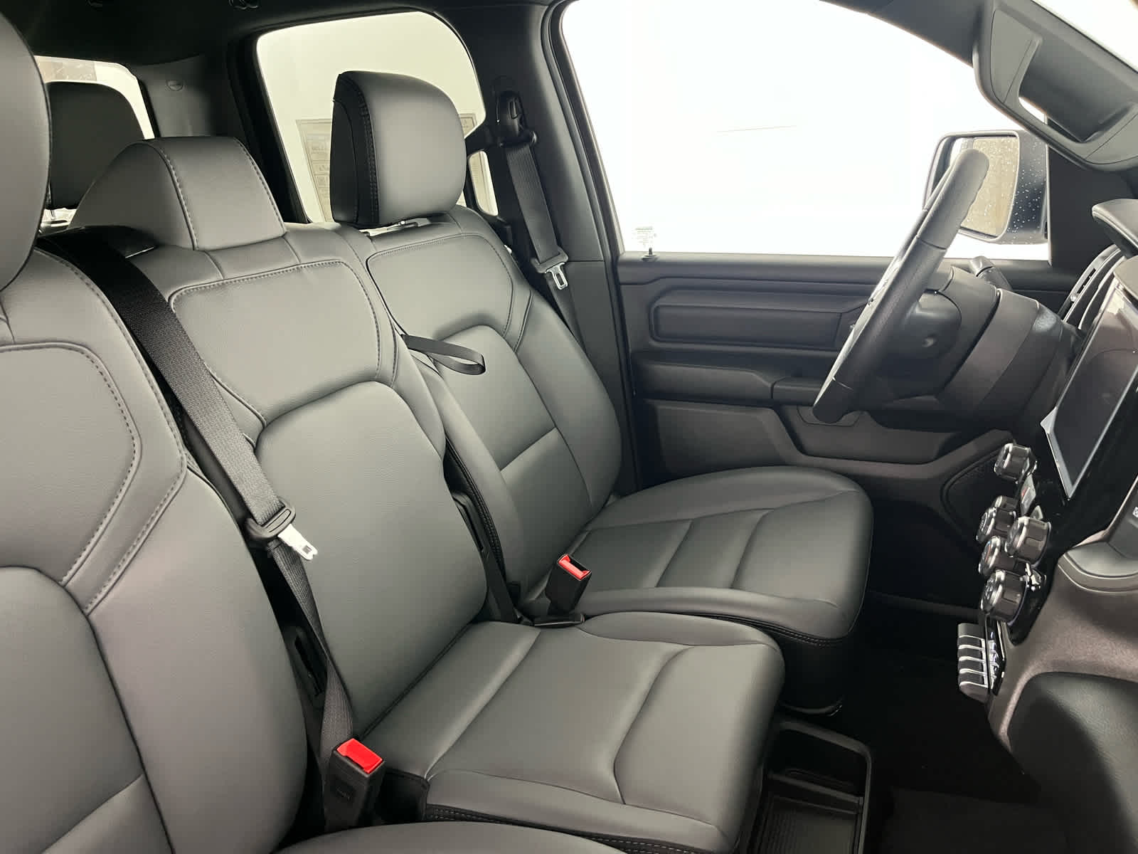 2026 RAM Ram 1500 RAM 1500 TRADESMAN QUAD CAB 4X2 6'4' BOX