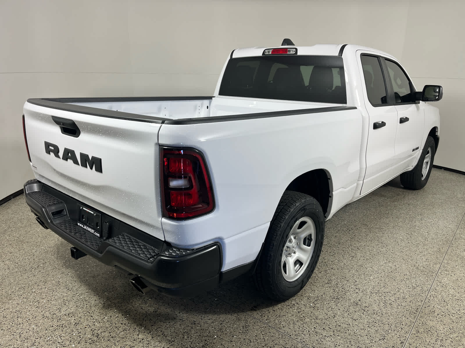 2026 RAM Ram 1500 RAM 1500 TRADESMAN QUAD CAB 4X2 6'4' BOX