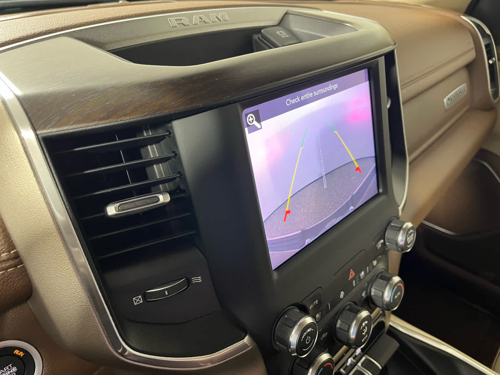 2021 RAM 1500 Laramie Quad Cab 4x2 6'4' Box