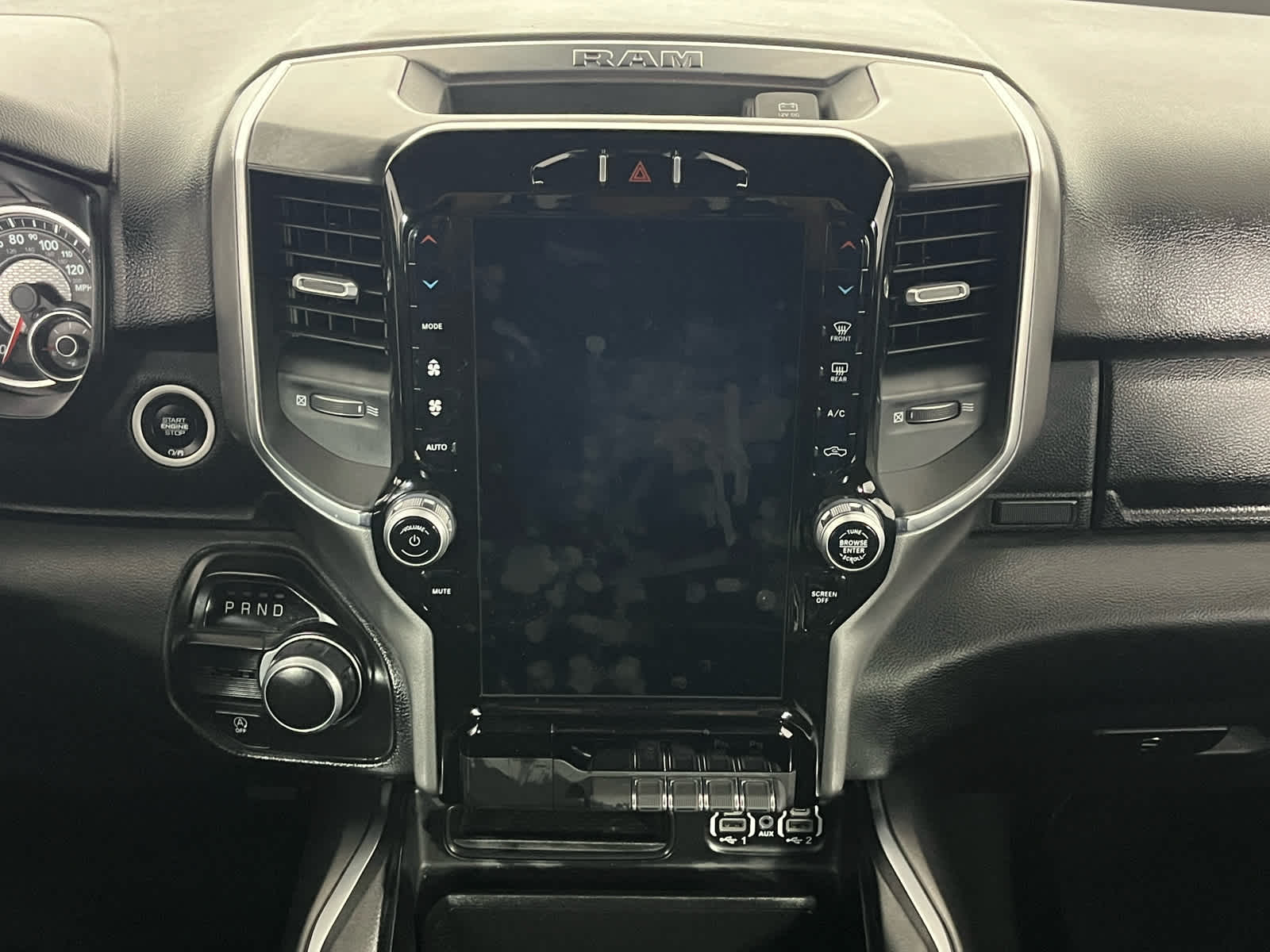 2024 RAM 1500 Big Horn Crew Cab 4x2 5'7' Box