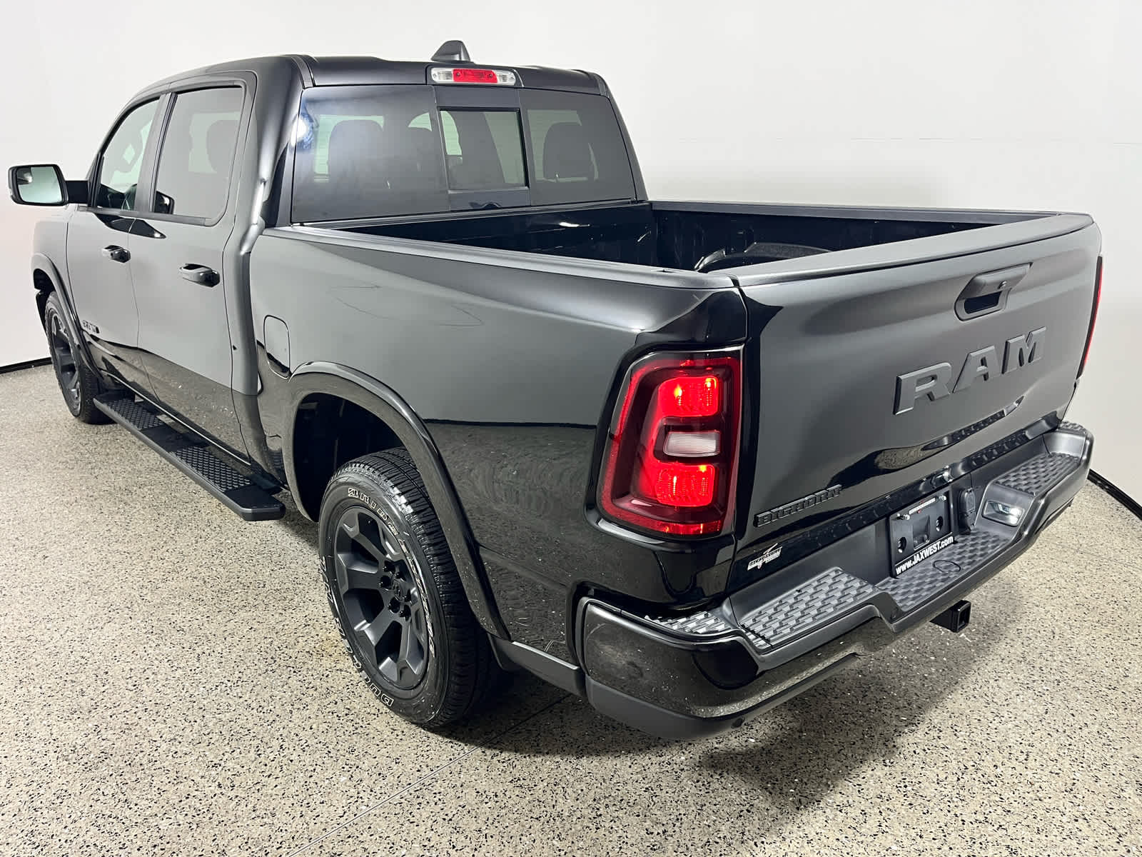 2025 RAM 1500 Big Horn Crew Cab 4x2 5'7' Box