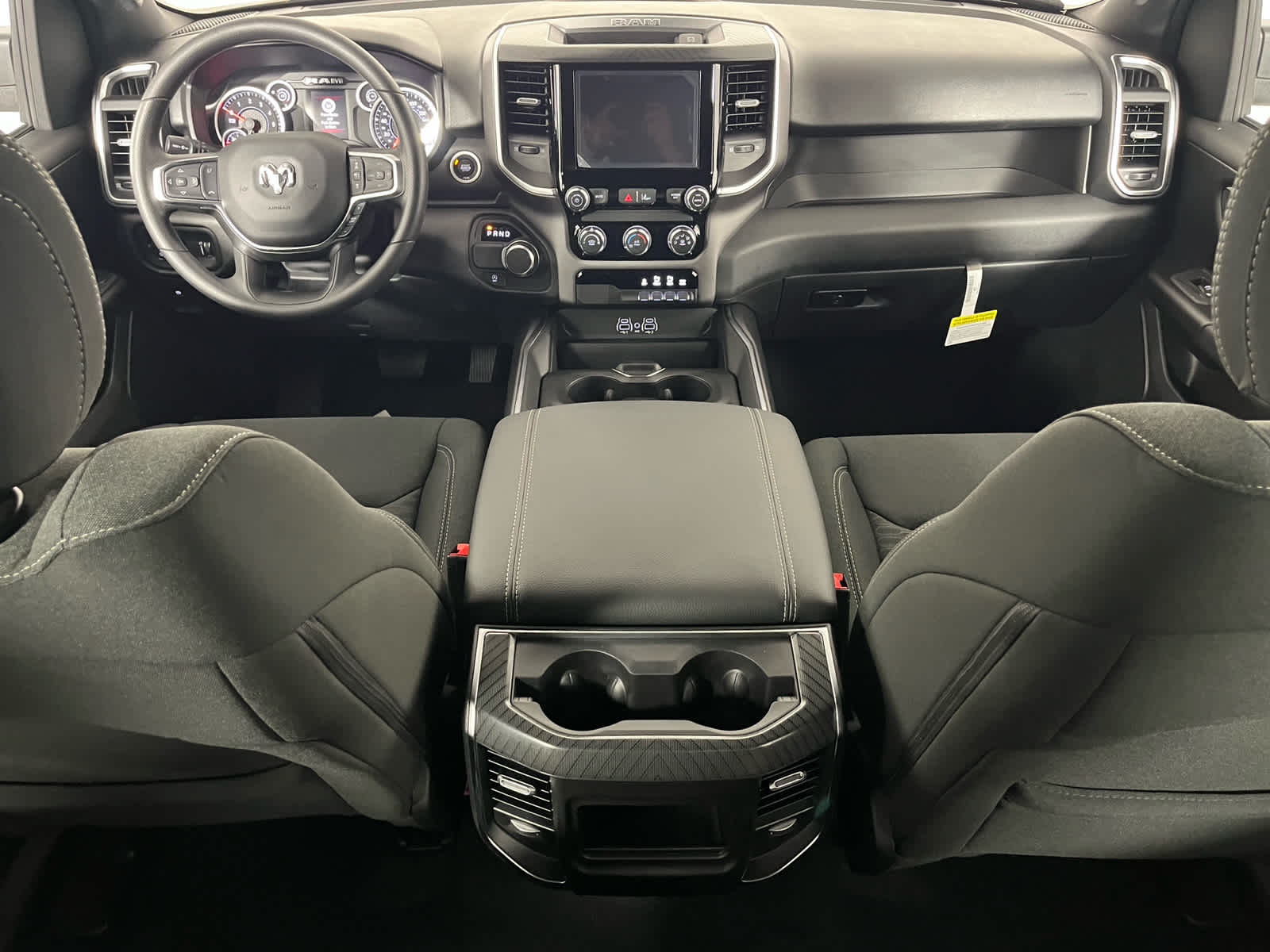 2025 RAM Ram 1500 RAM 1500 LONE STAR CREW CAB 4X2 5'7' BOX