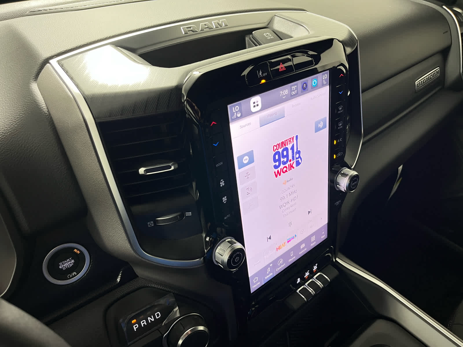 2025 RAM Ram 1500 RAM 1500 BIG HORN CREW CAB 4X2 5'7' BOX