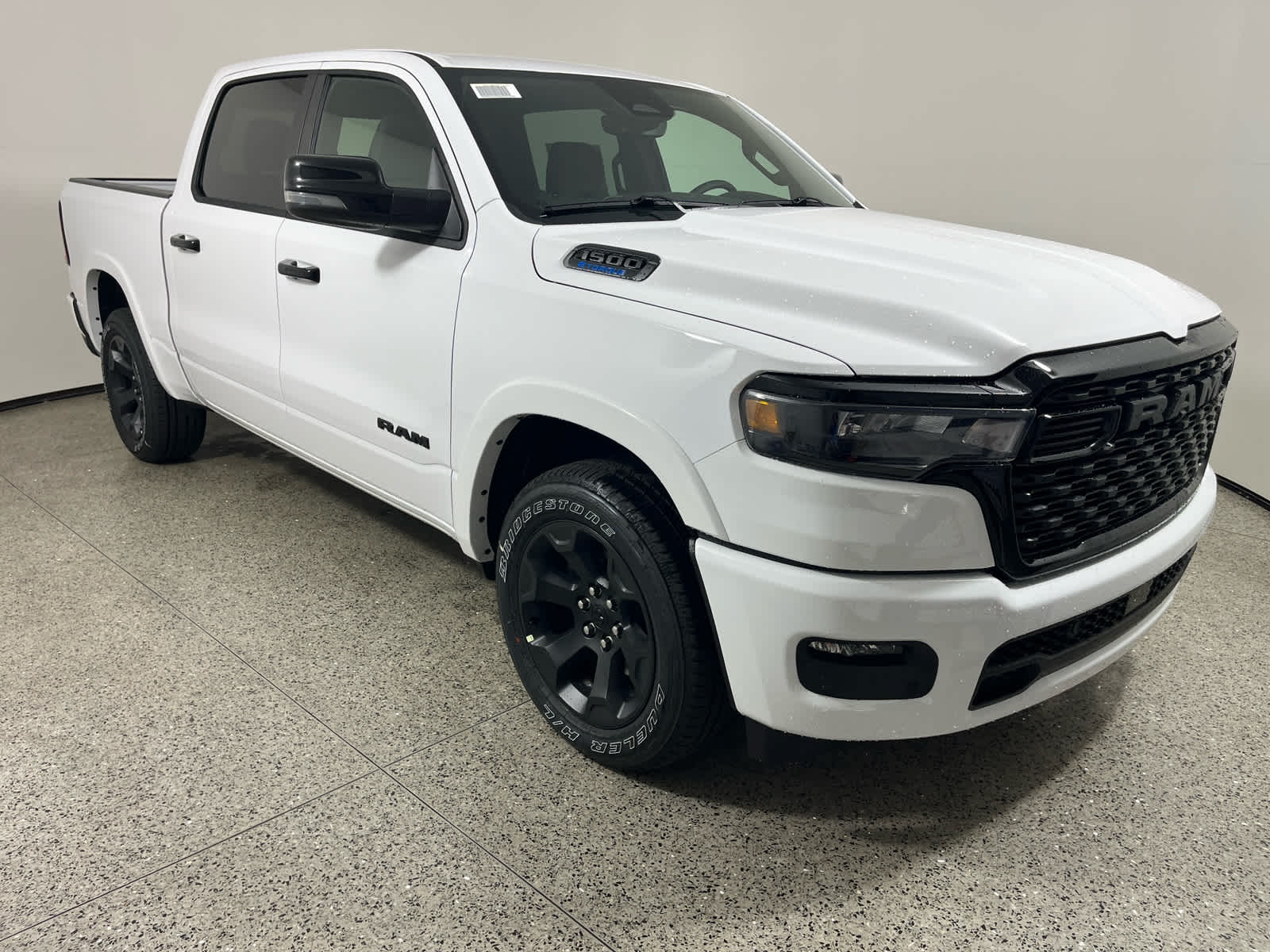 2025 RAM Ram 1500 RAM 1500 BIG HORN CREW CAB 4X2 5'7' BOX