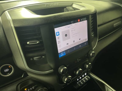 2022 RAM 1500 Big Horn Crew Cab 4x4 5'7' Box