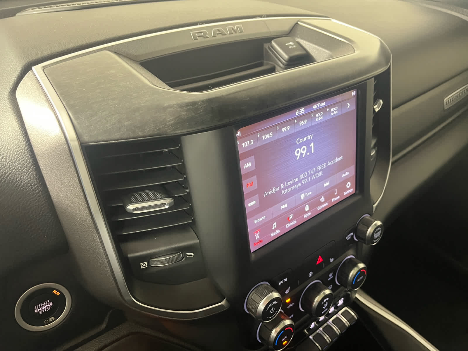 2019 RAM 1500 Big Horn/Lone Star Crew Cab 4x4 5'7' Box