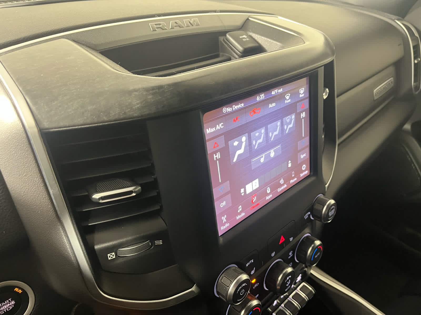 2019 RAM 1500 Big Horn/Lone Star Crew Cab 4x4 5'7' Box