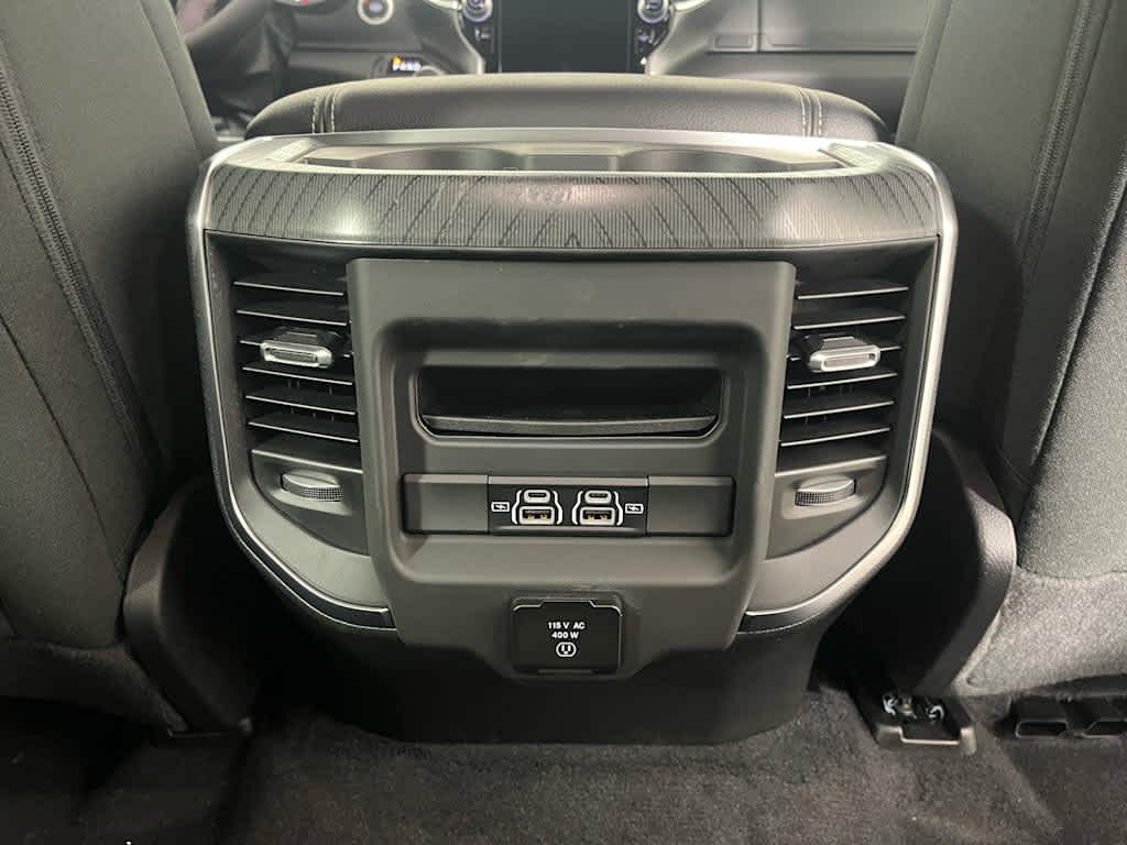 2026 RAM 1500 Big Horn Crew Cab 4x4 5'7' Box