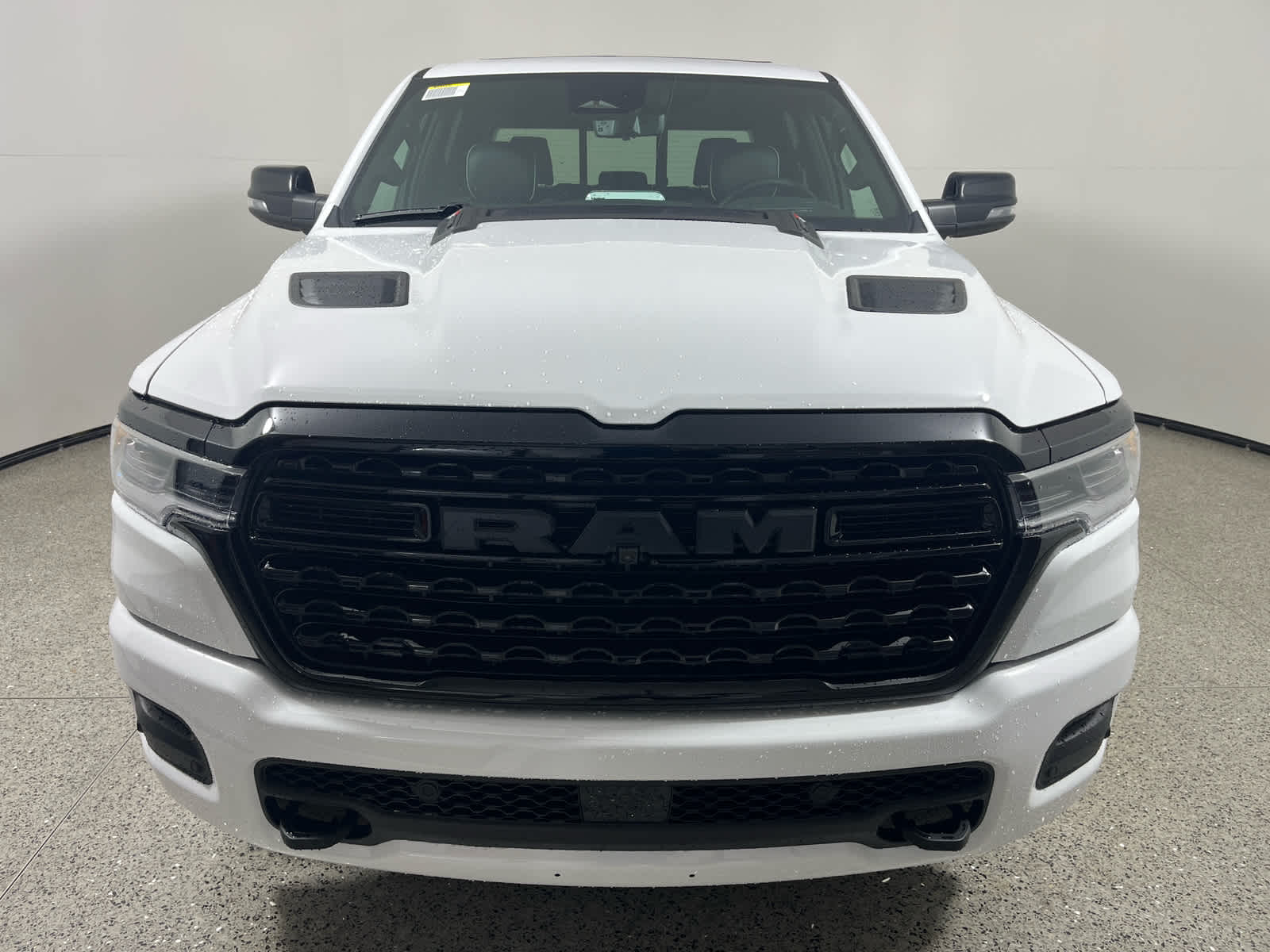 2026 RAM Ram 1500 RAM 1500 LIMITED CREW CAB 4X4 5'7' BOX