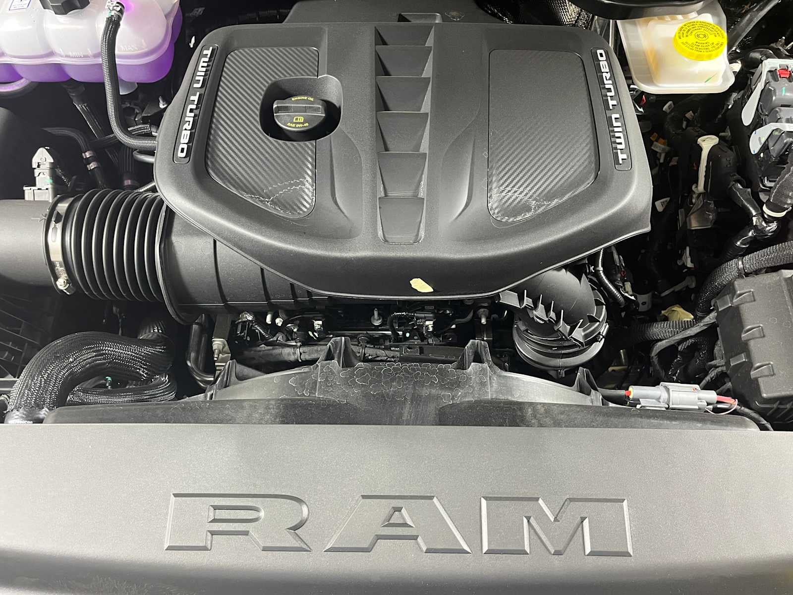 2025 RAM Ram 1500 RAM 1500 LIMITED CREW CAB 4X4 5'7' BOX