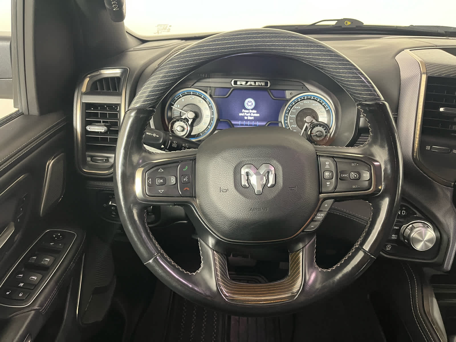 2021 RAM 1500 Limited Crew Cab 4x4 5'7' Box