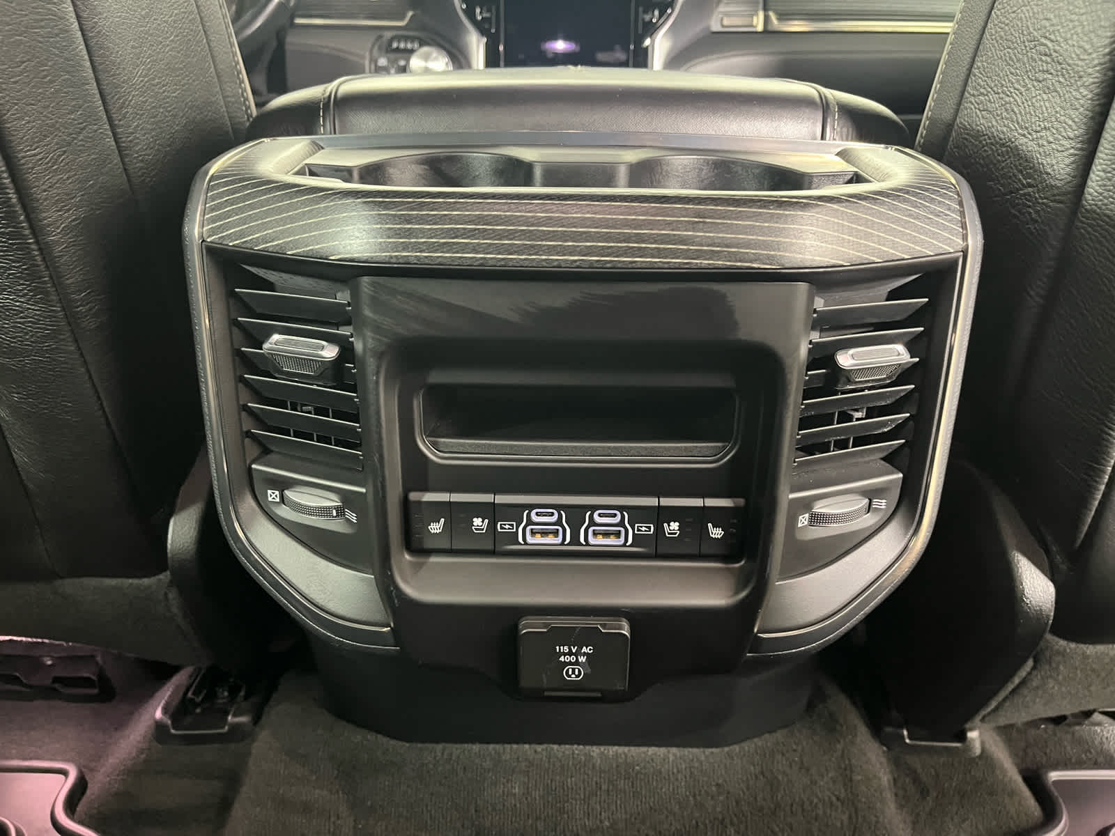 2021 RAM 1500 Limited Crew Cab 4x4 5'7' Box