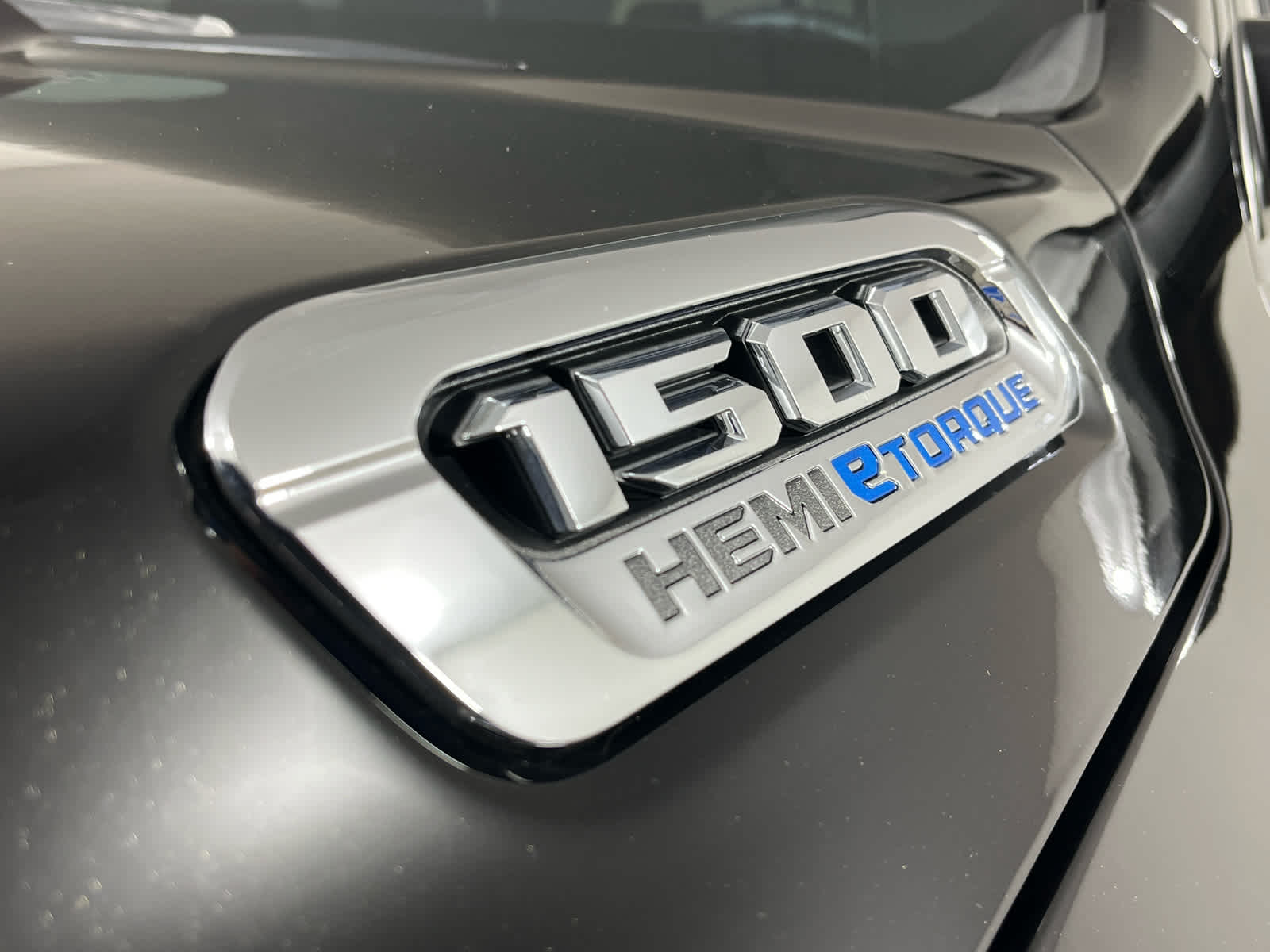2024 RAM 1500 Limited