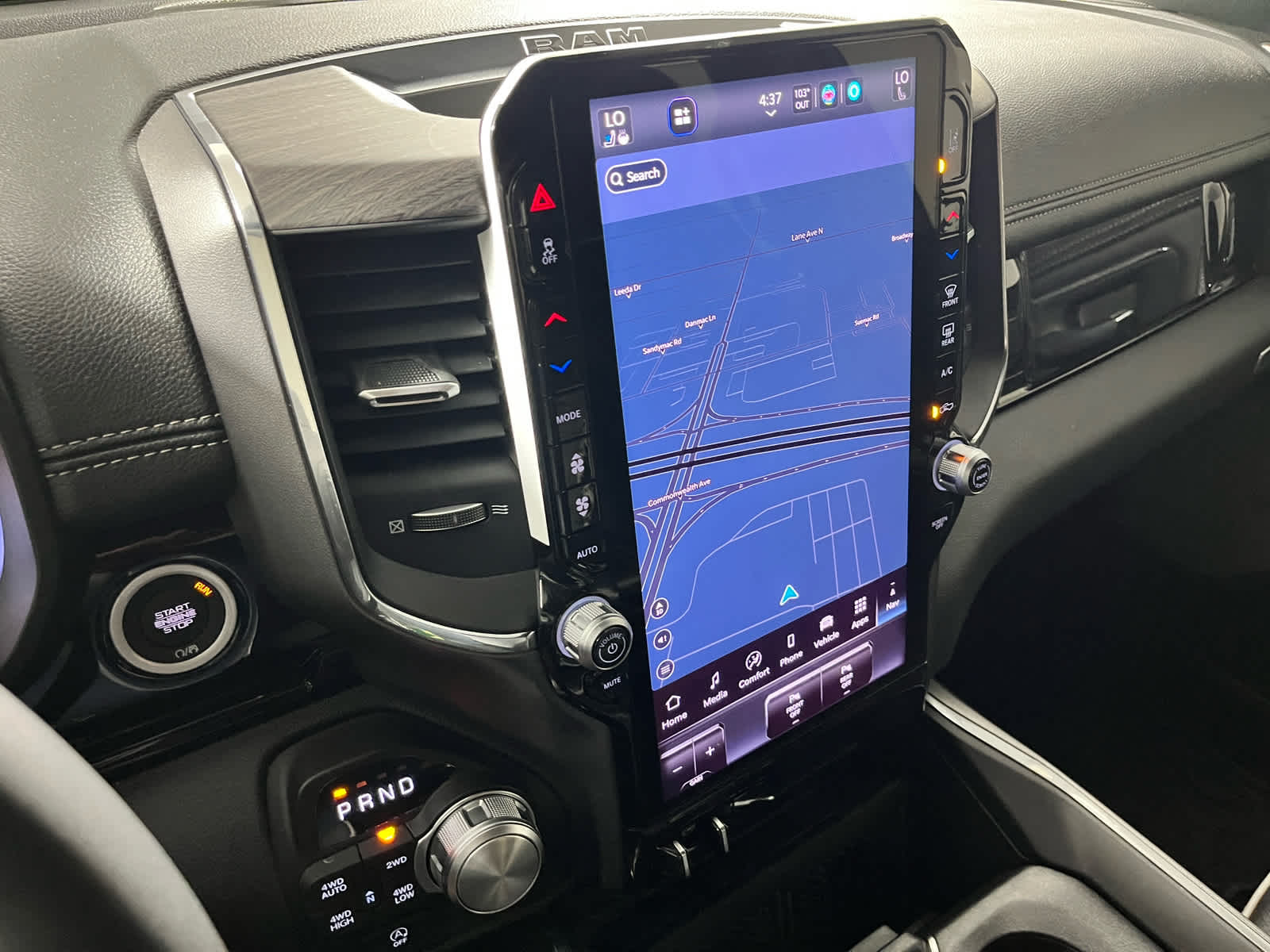 2025 RAM 1500 Laramie