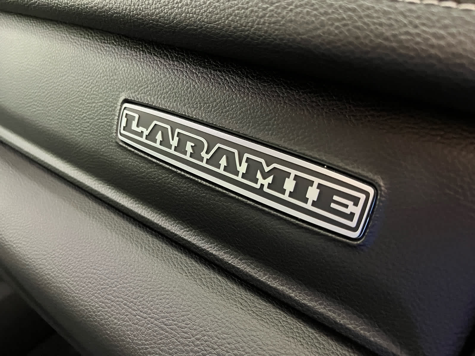 2025 RAM 1500 Laramie Crew Cab 4x4 5'7' Box
