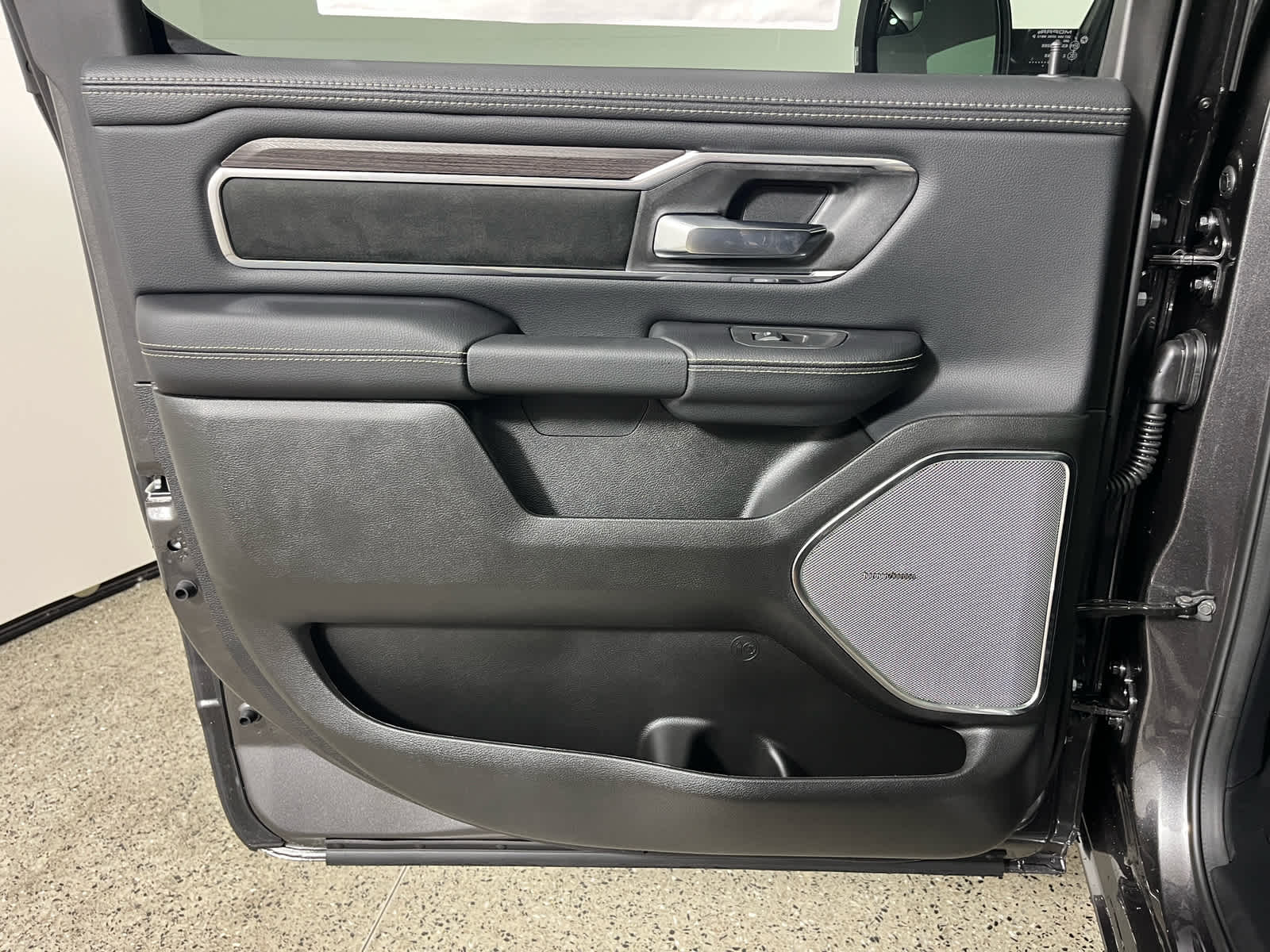 2027 RAM 1500 Laramie
