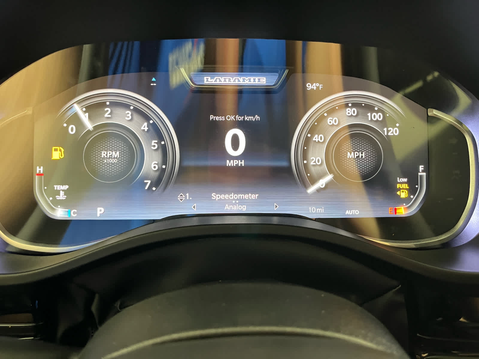 2026 RAM Ram 1500 RAM 1500 LARAMIE CREW CAB 4X4 5'7' BOX