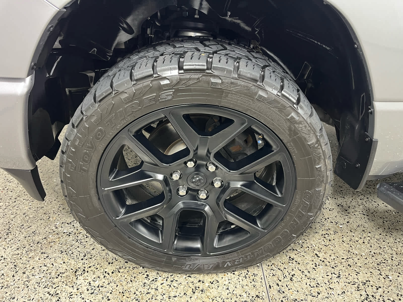 2024 RAM 1500 Laramie Crew Cab 4x4 5'7' Box