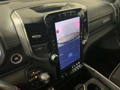 2024 RAM 1500 Laramie Crew Cab 4x4 5'7' Box