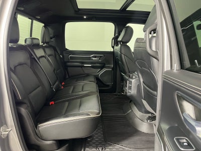 2024 RAM 1500 Laramie Crew Cab 4x4 5'7' Box