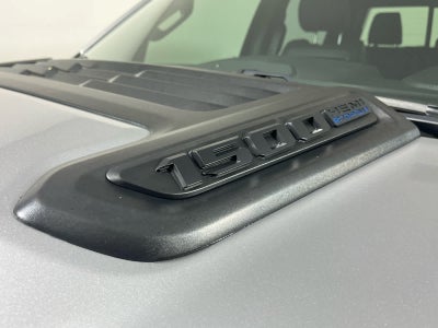 2024 RAM 1500 Laramie Crew Cab 4x4 5'7' Box