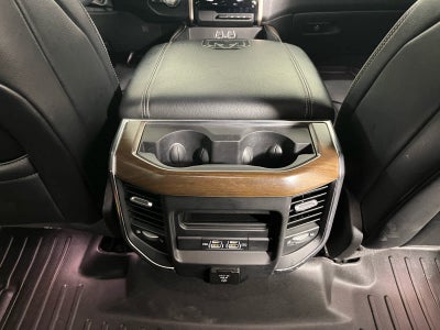 2022 RAM 1500 Laramie Crew Cab 4x4 5'7' Box