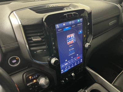 2024 RAM 1500 Laramie Crew Cab 4x4 5'7' Box