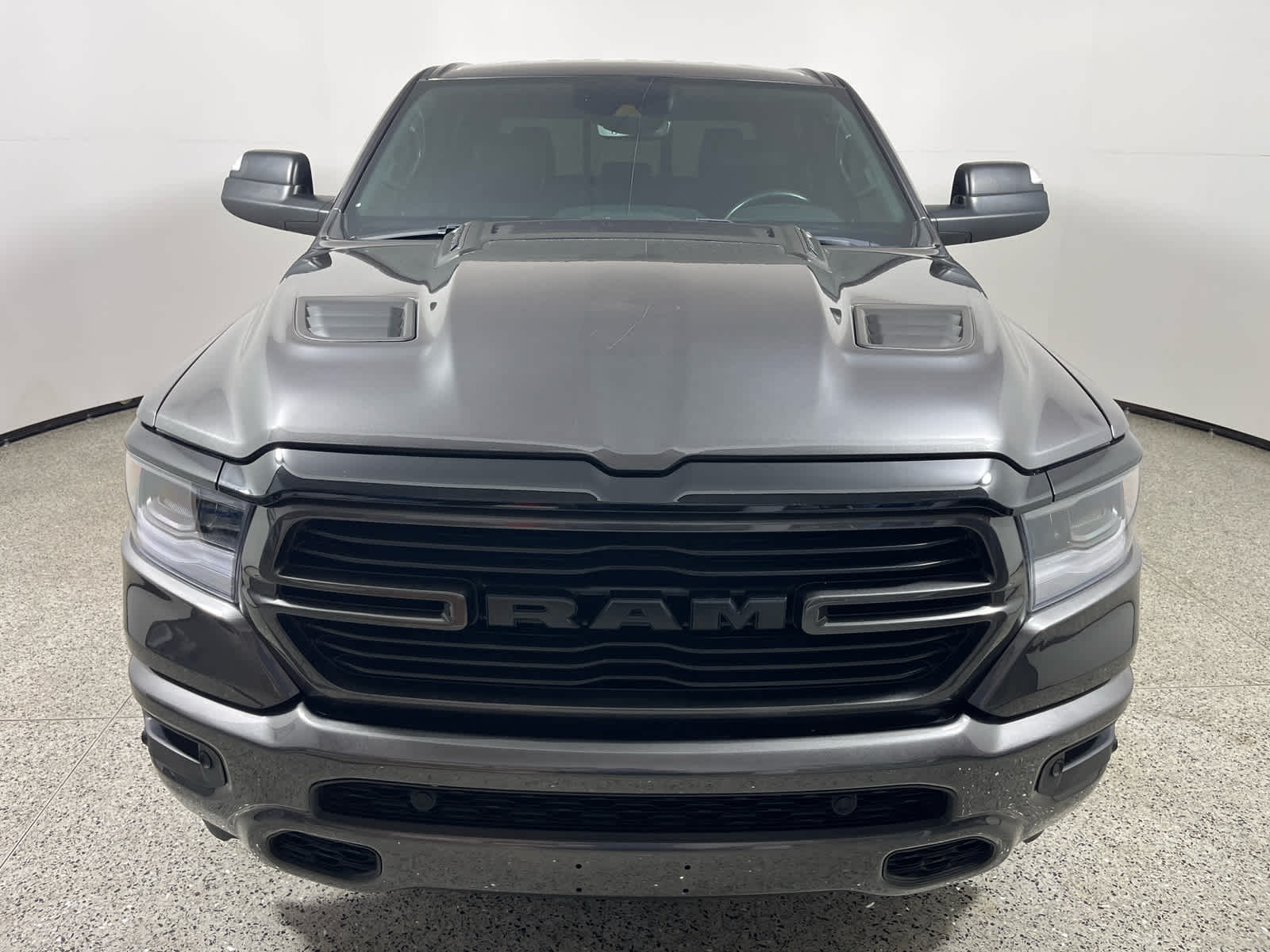 2024 RAM 1500 Laramie Crew Cab 4x4 5'7' Box
