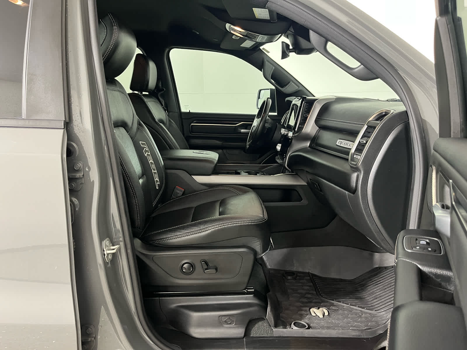 2023 RAM 1500 Rebel Crew Cab 4x4 5'7' Box