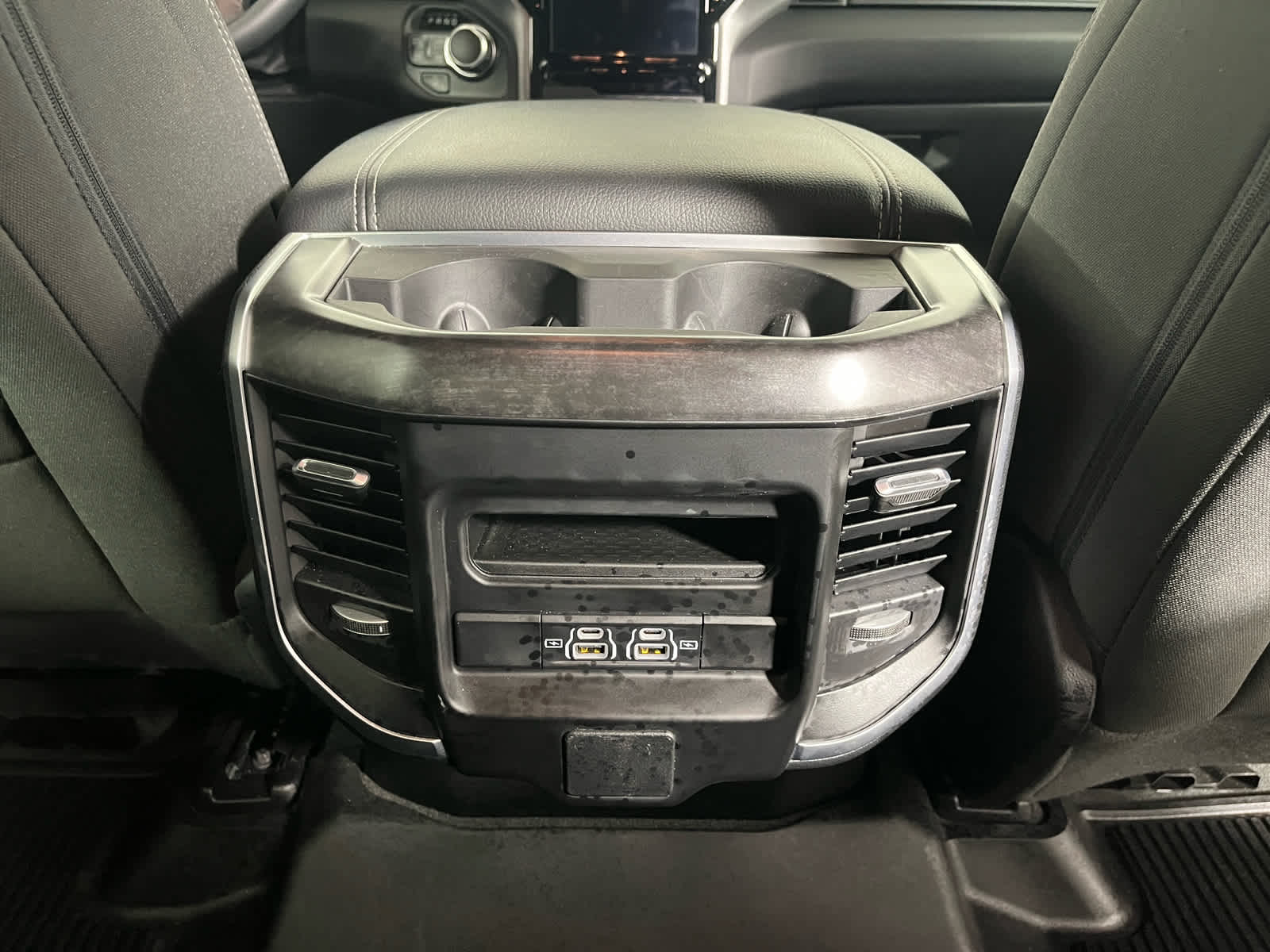 2024 RAM 1500 Big Horn Crew Cab 4x4 6'4' Box