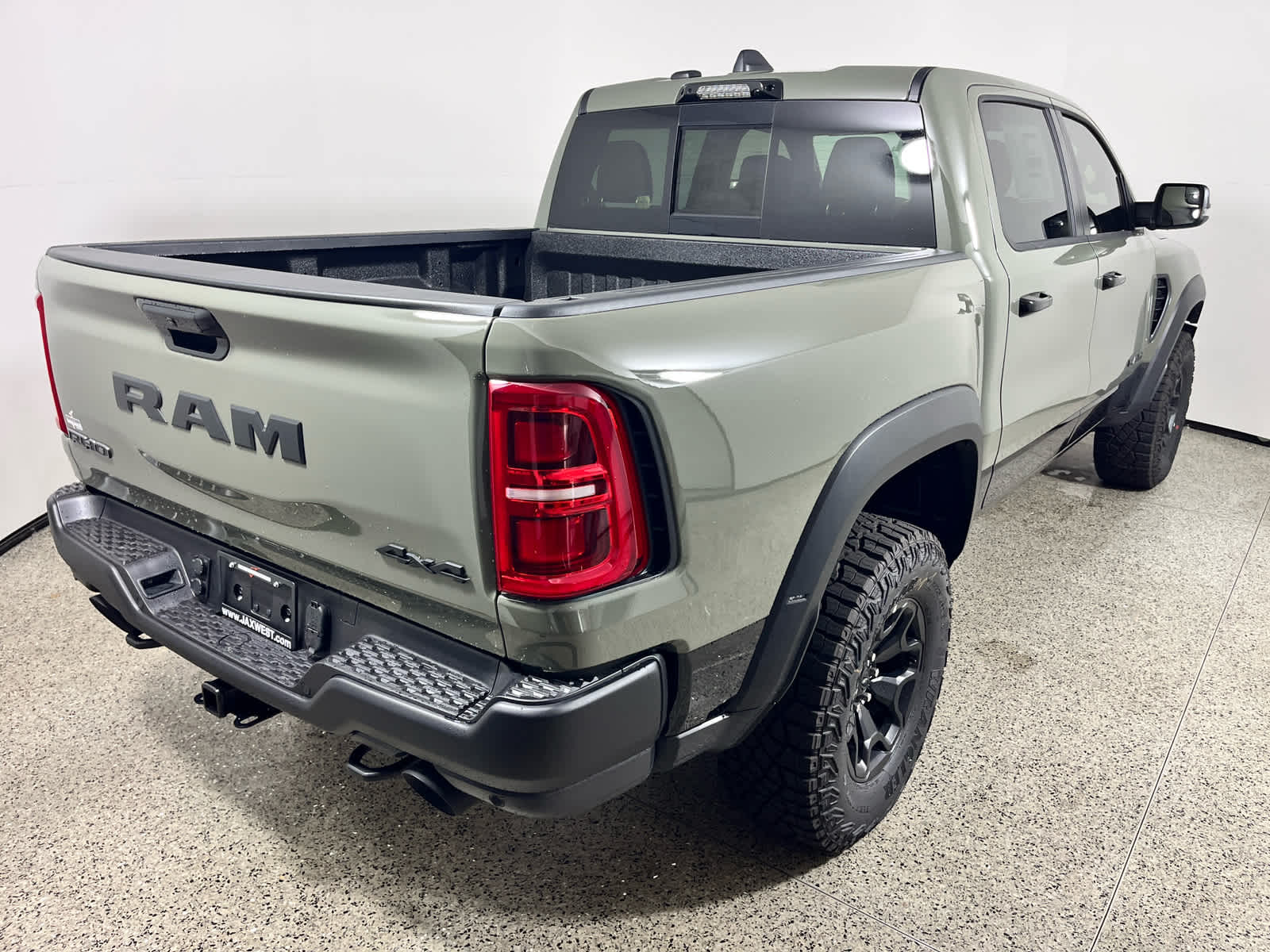 2026 RAM Ram 1500 RAM 1500 RHO CREW CAB 4X4 5'7' BOX