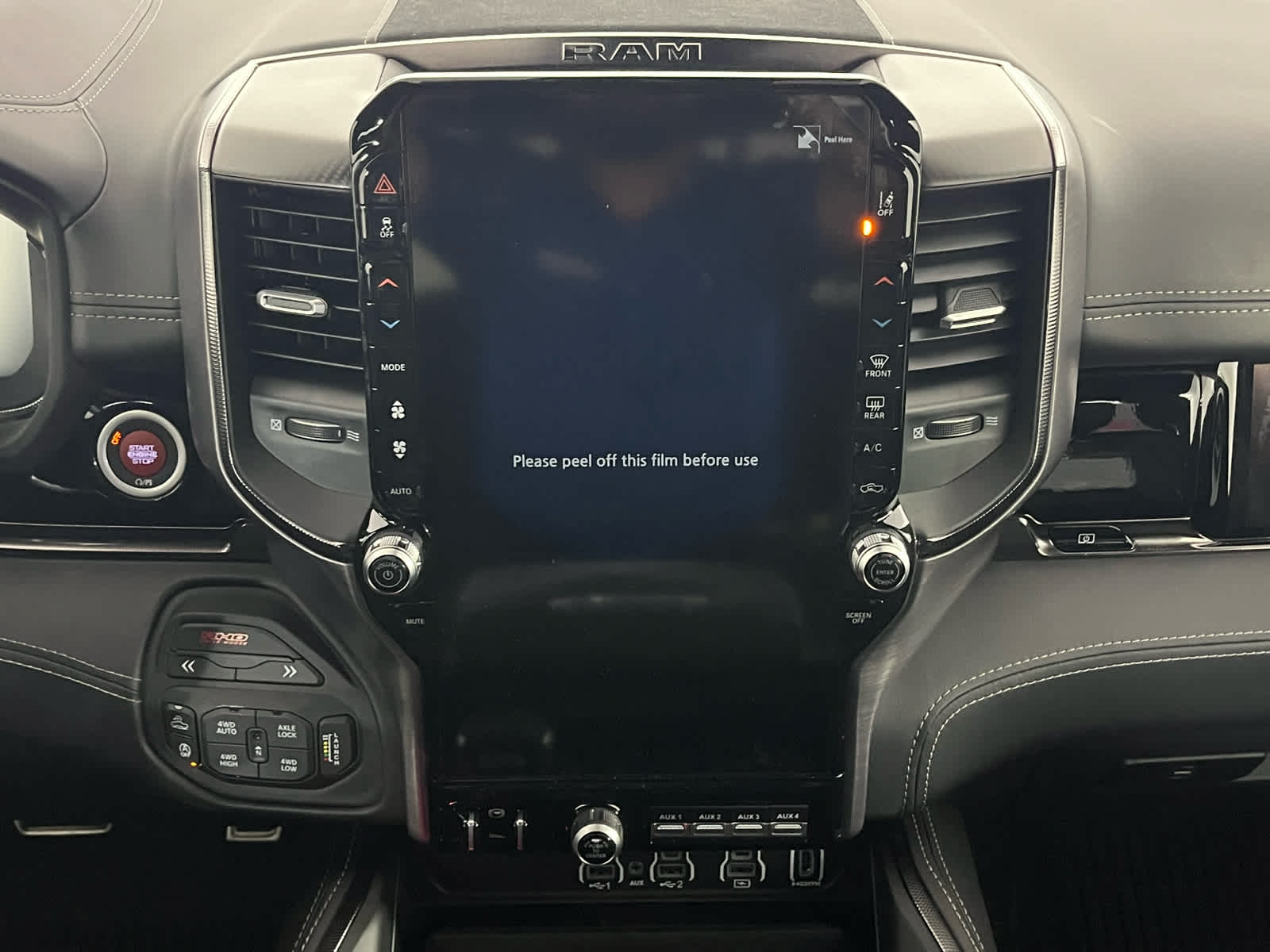 2026 RAM Ram 1500 RAM 1500 RHO CREW CAB 4X4 5'7' BOX