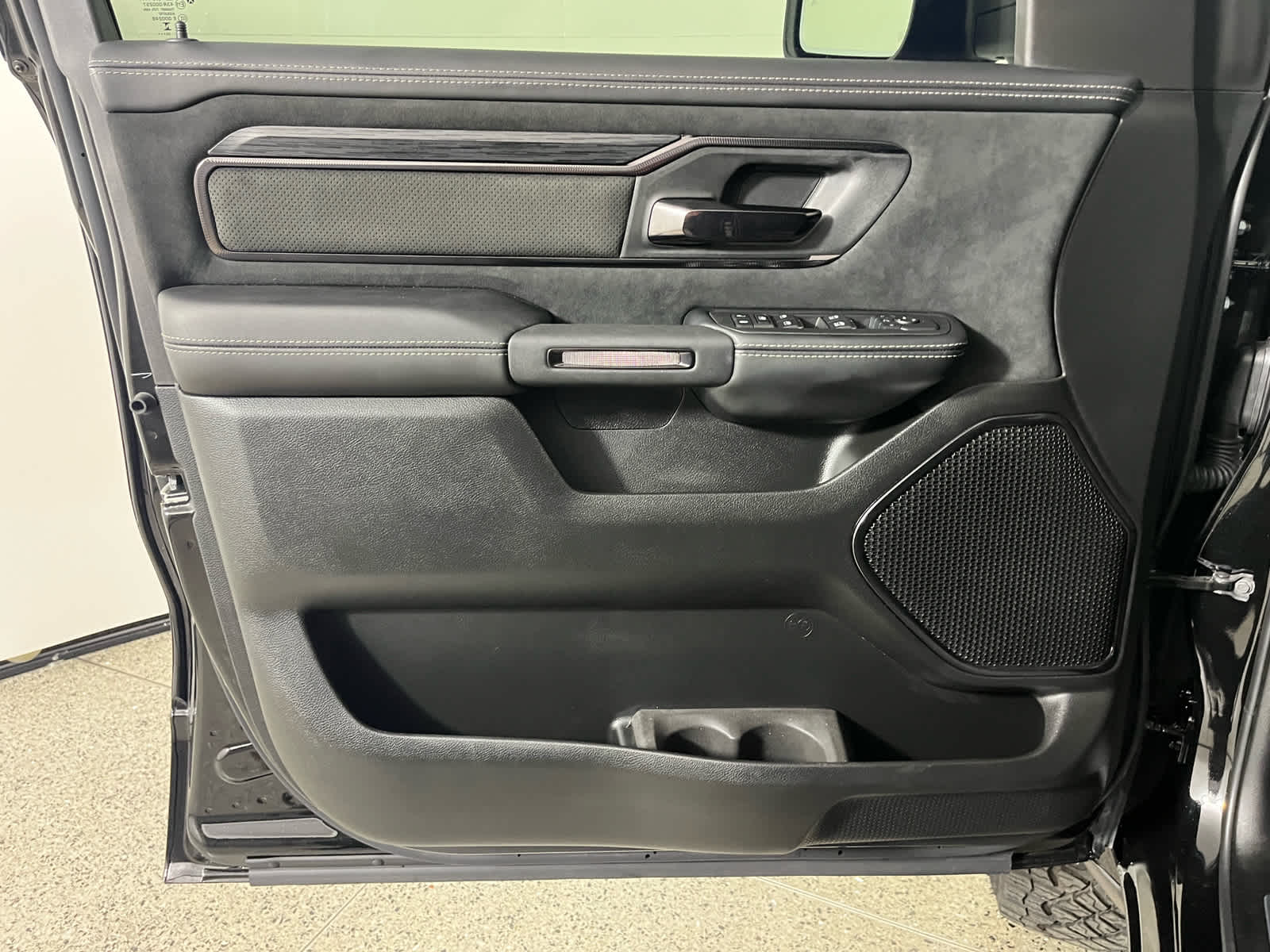 2026 RAM 1500 RHO Crew Cab 4x4 5'7' Box