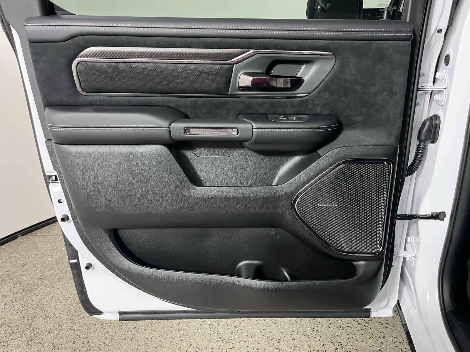 2027 RAM 1500 RHO