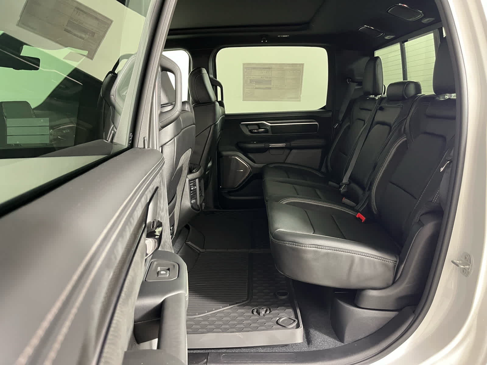 2027 RAM 1500 RHO