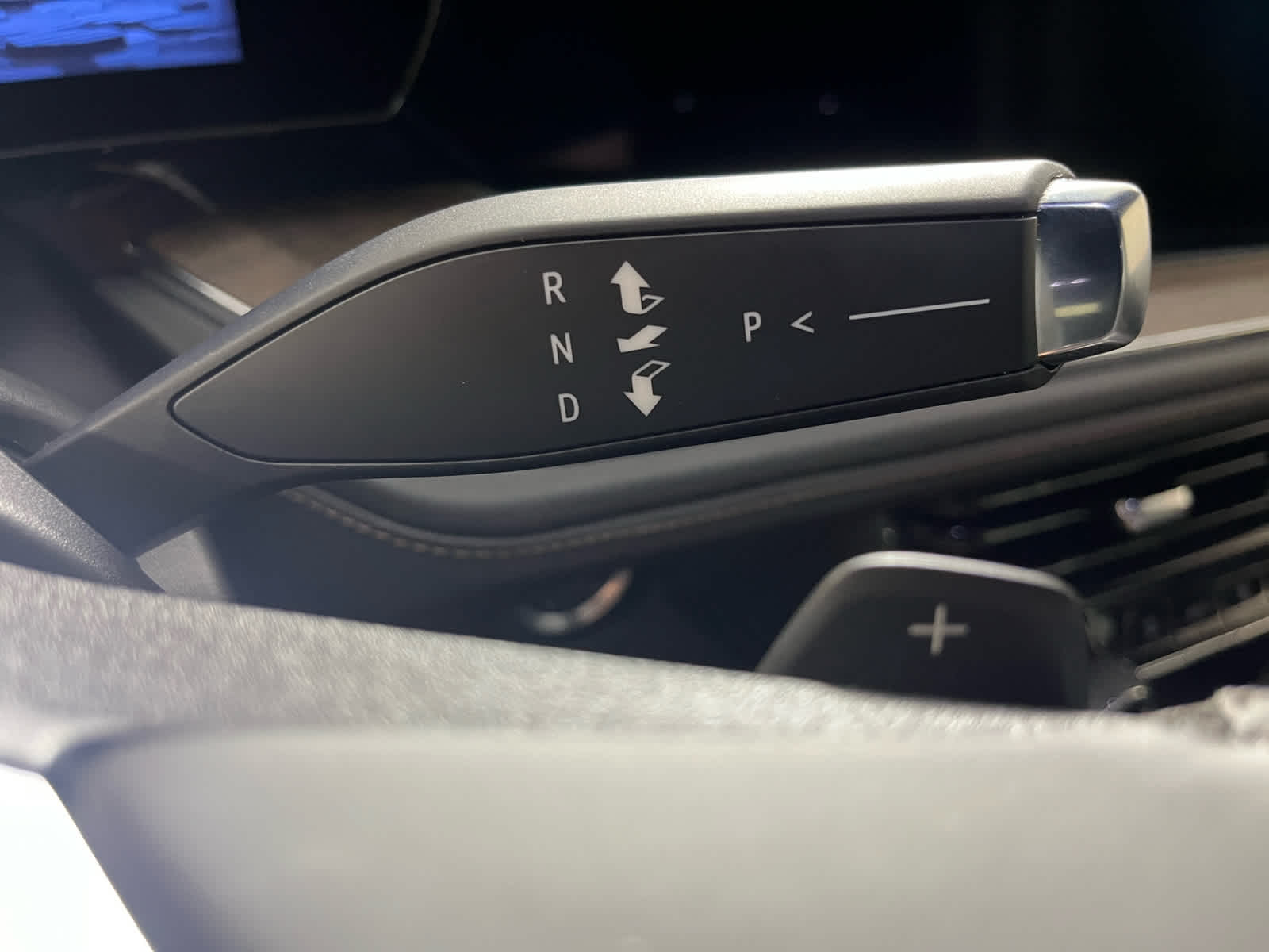 2025 Chevrolet Suburban 4WD High Country