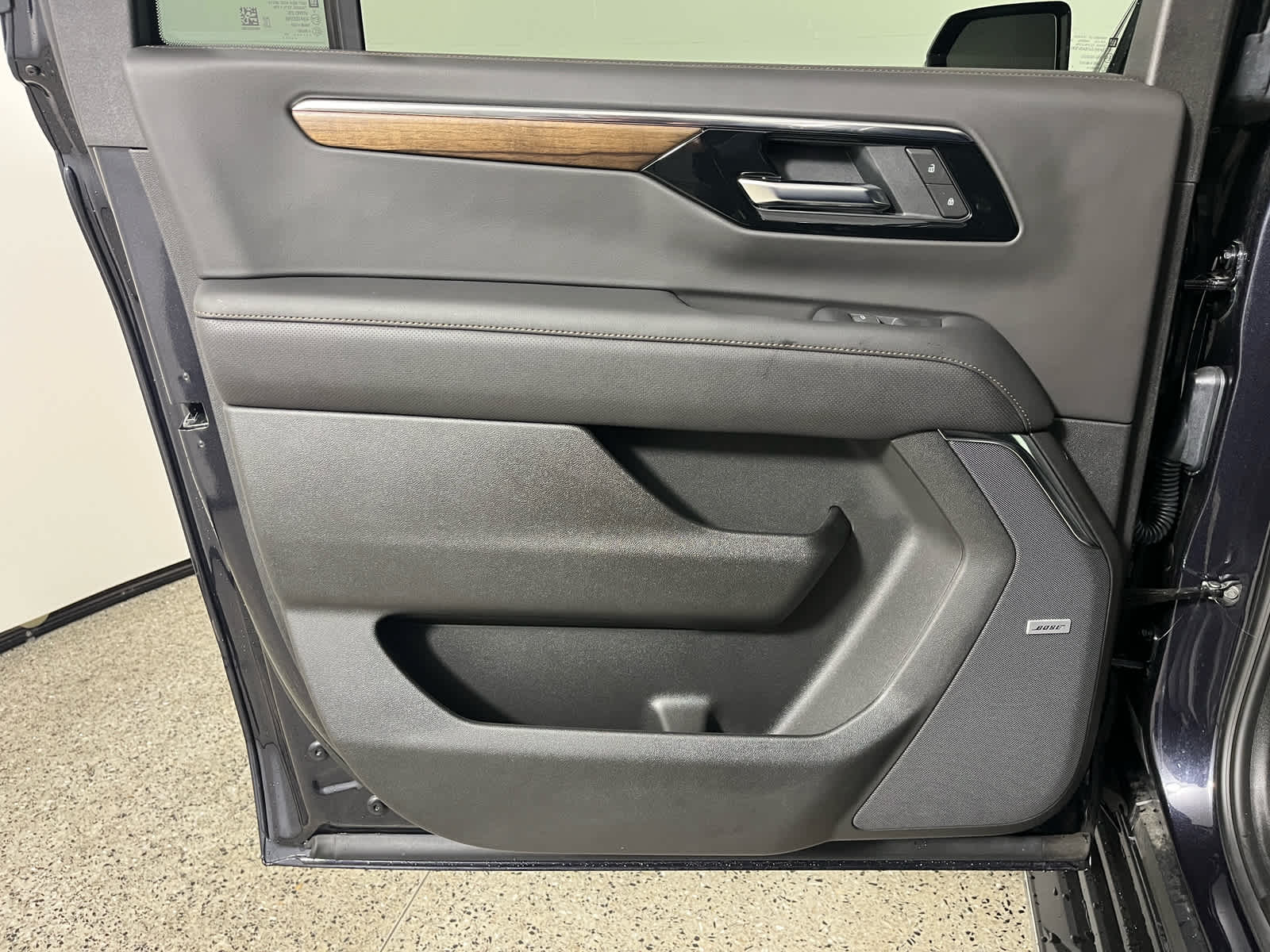 2025 Chevrolet Suburban 4WD High Country