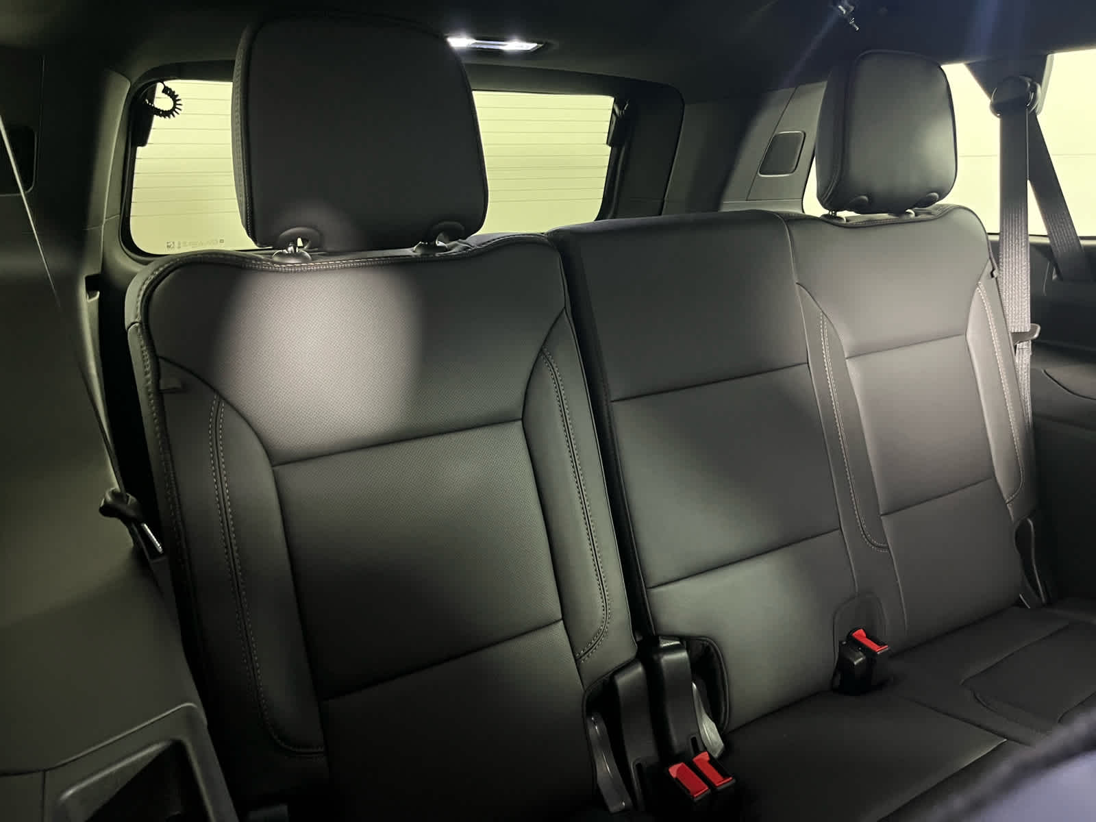 2025 Chevrolet Suburban 4WD High Country