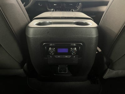 2025 Chevrolet Suburban 4WD High Country