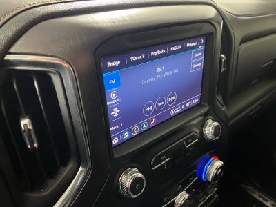 2022 GMC Sierra 2500HD 4WD Crew Cab Standard Bed AT4