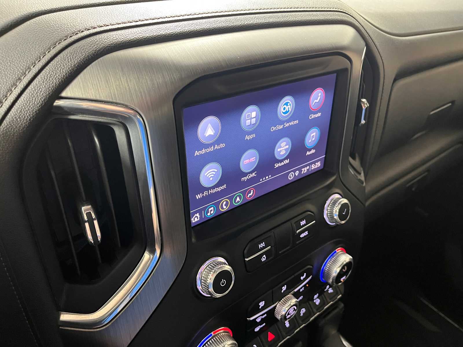 2023 GMC Sierra 3500HD Denali