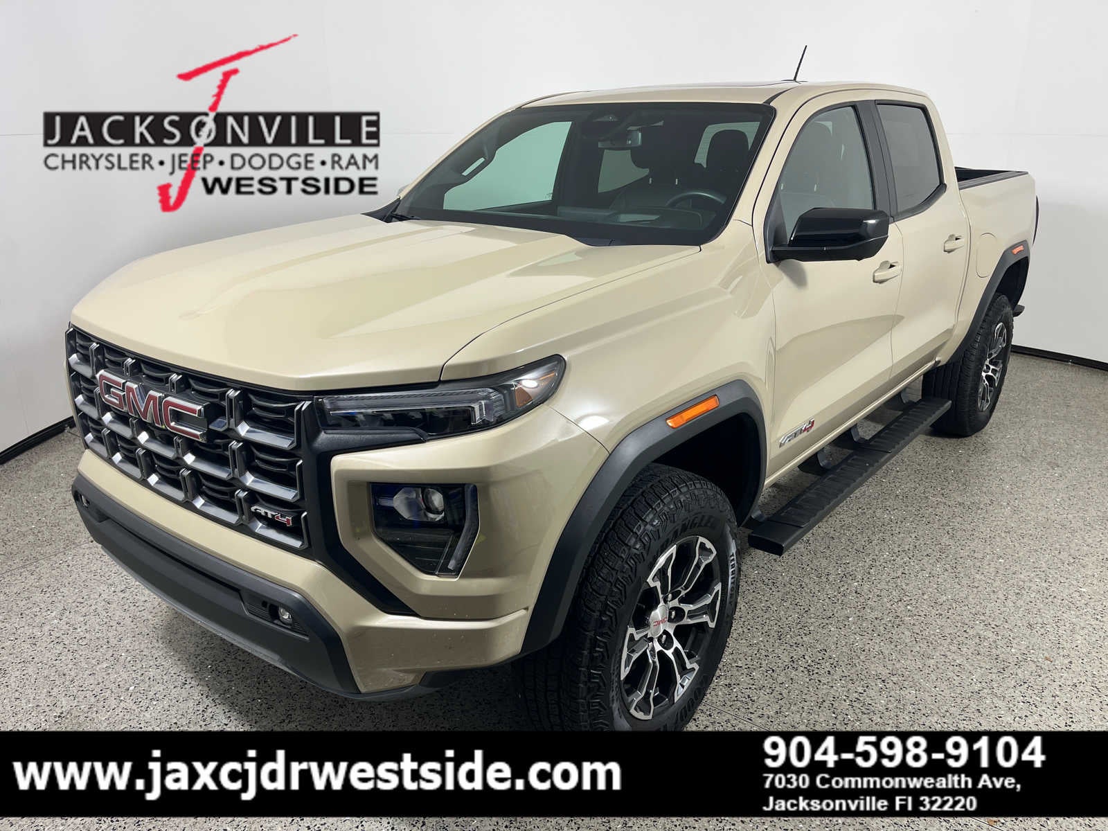2024 GMC Canyon 4WD AT4