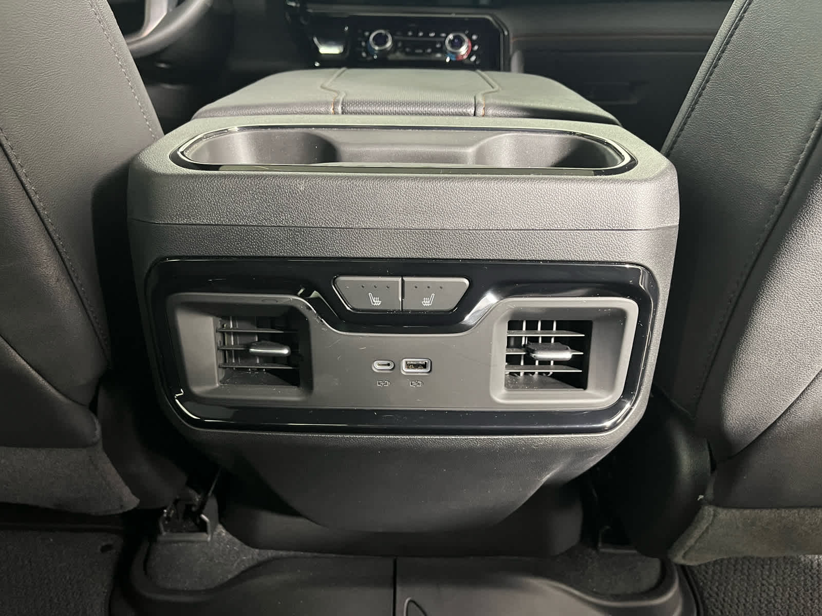 2023 GMC Sierra 1500 4WD Crew Cab Short Box AT4